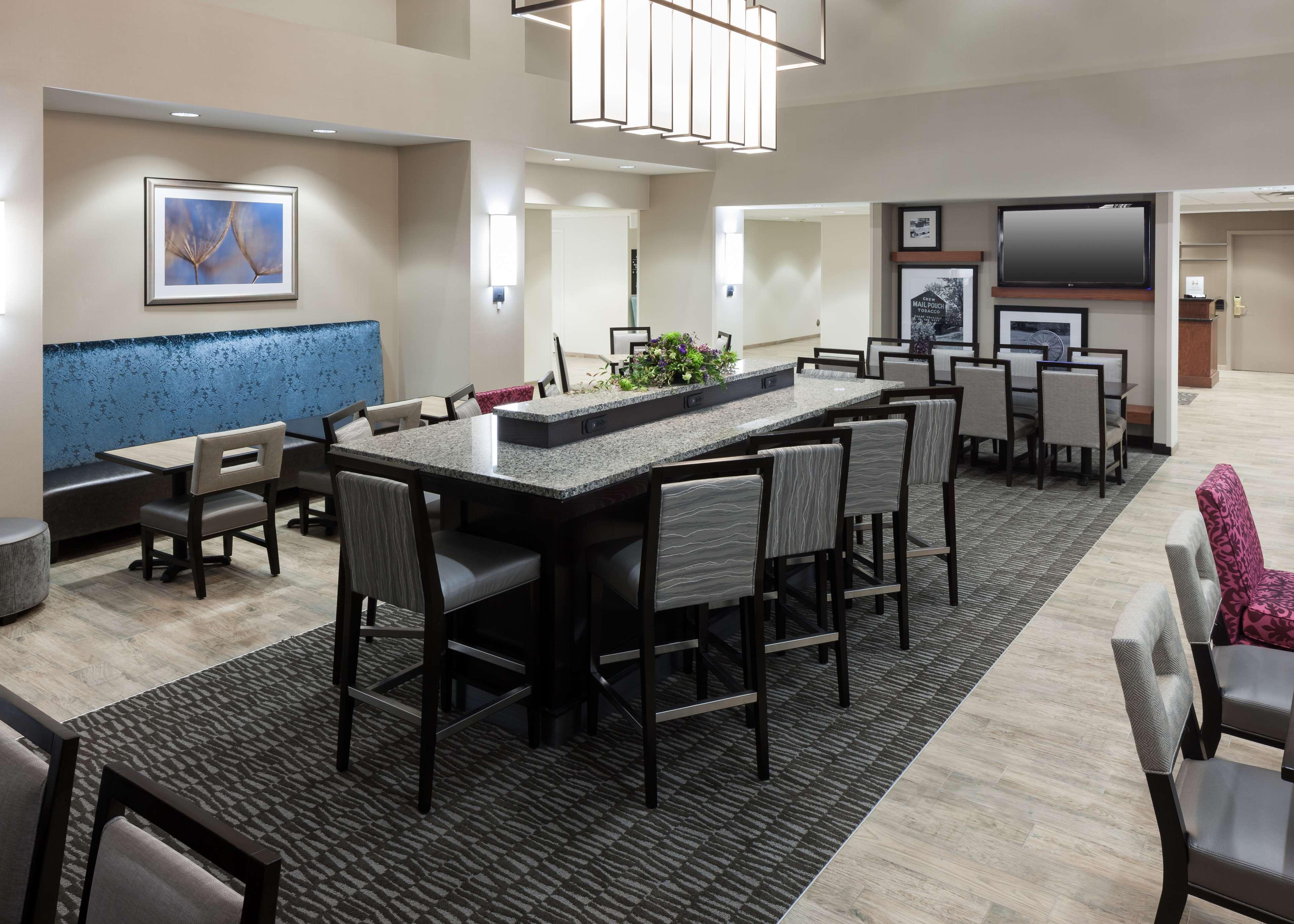 Hampton Inn & Suites Davenport Kültér fotó