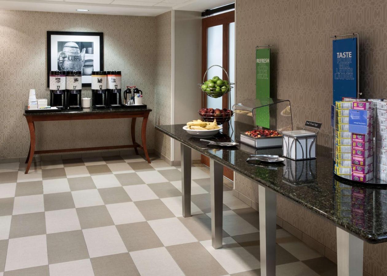 Hampton Inn & Suites Davenport Kültér fotó