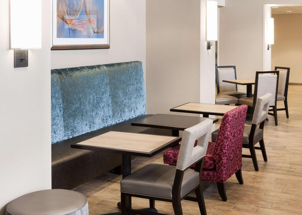 Hampton Inn & Suites Davenport Kültér fotó