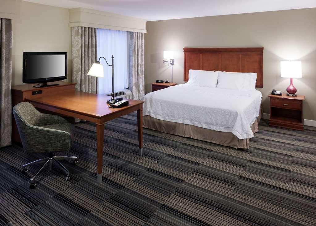 Hampton Inn & Suites Davenport Szoba fotó