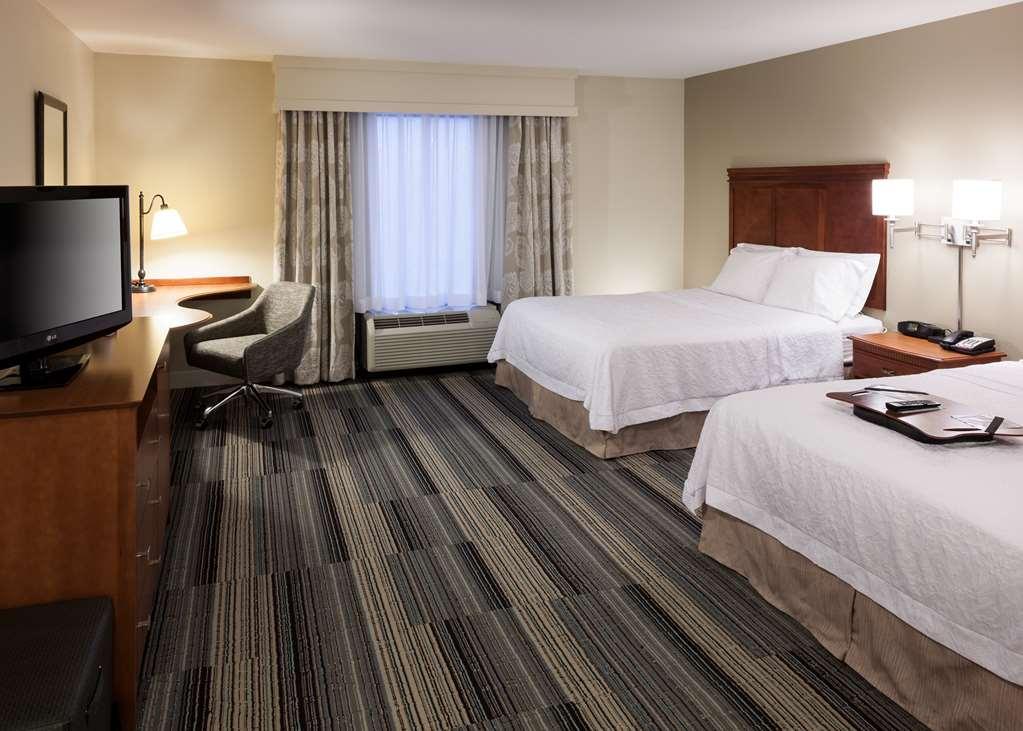 Hampton Inn & Suites Davenport Szoba fotó