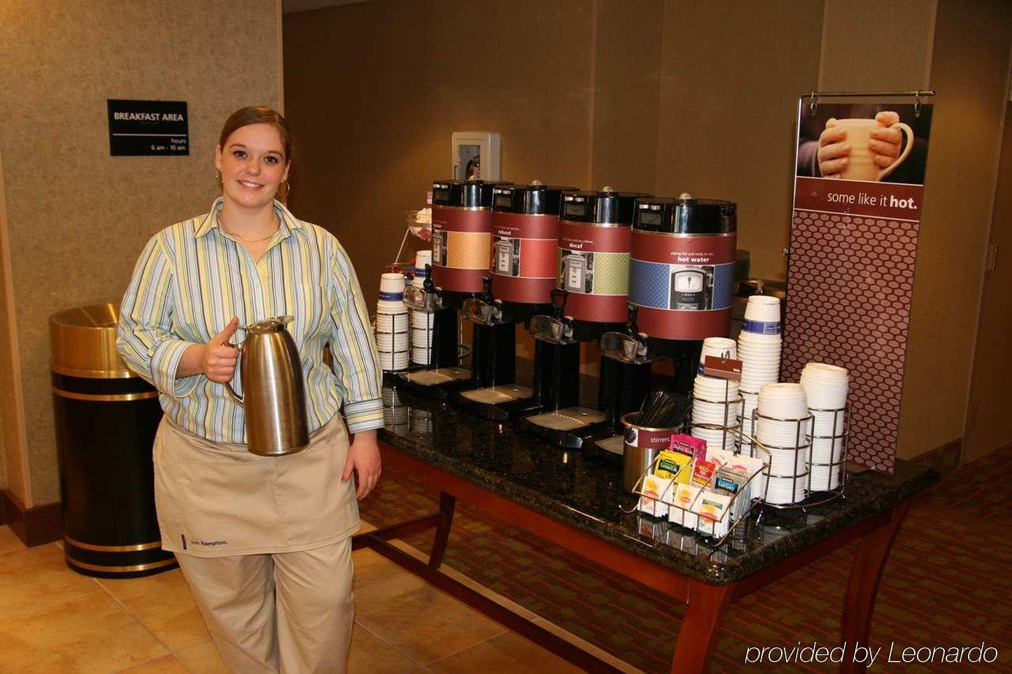 Hampton Inn & Suites Davenport Étterem fotó